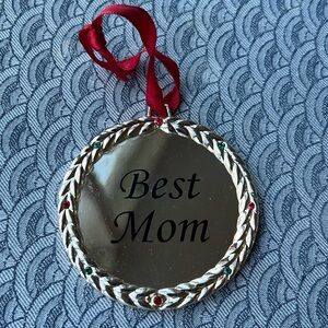Best Mom Ornament by Harvey Lewis